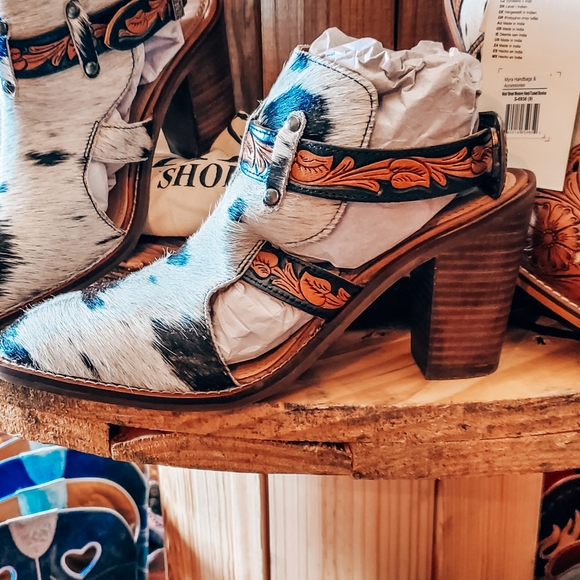 Myra Bag Booties Hair On Beth Jane Hand tooled Leather Myra Boots NWT - Picture 13 of 14